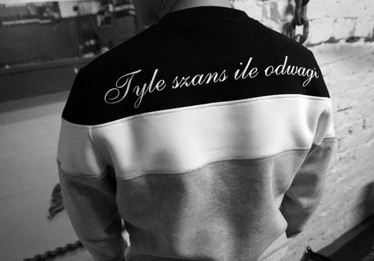 Tyle szans ile odwagi bluza: Gdzie kupić oryginał Octagon?